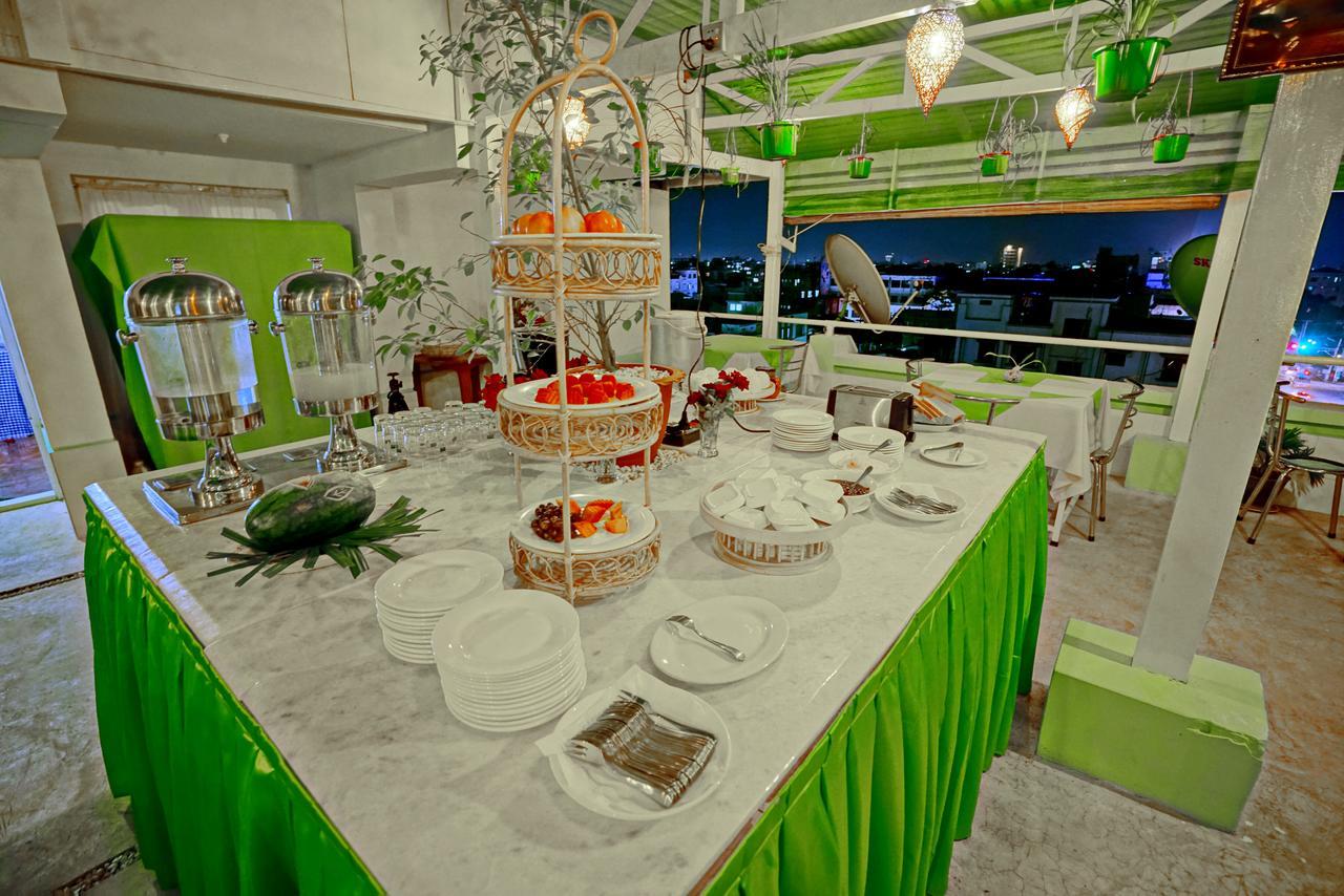 Taim Phyu Hotel Μανταλέι Εξωτερικό φωτογραφία