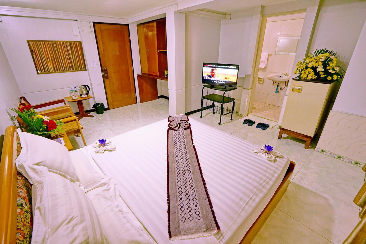 Taim Phyu Hotel Μανταλέι Εξωτερικό φωτογραφία