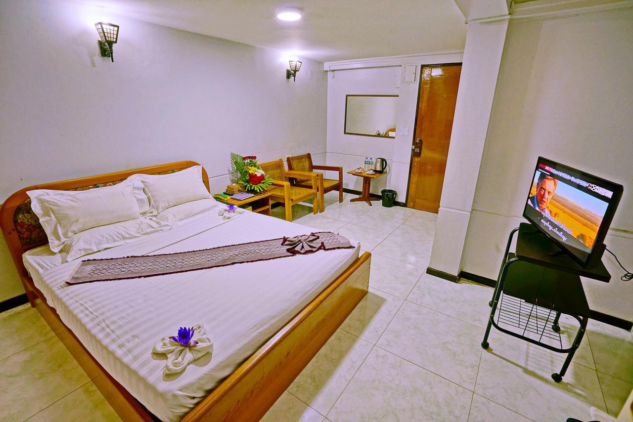 Taim Phyu Hotel Μανταλέι Εξωτερικό φωτογραφία