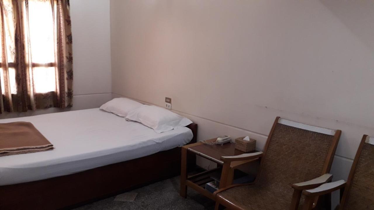 Taim Phyu Hotel Μανταλέι Εξωτερικό φωτογραφία