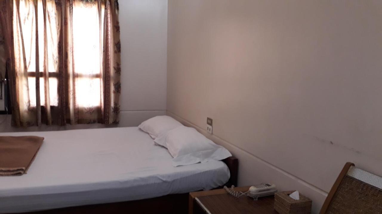 Taim Phyu Hotel Μανταλέι Εξωτερικό φωτογραφία