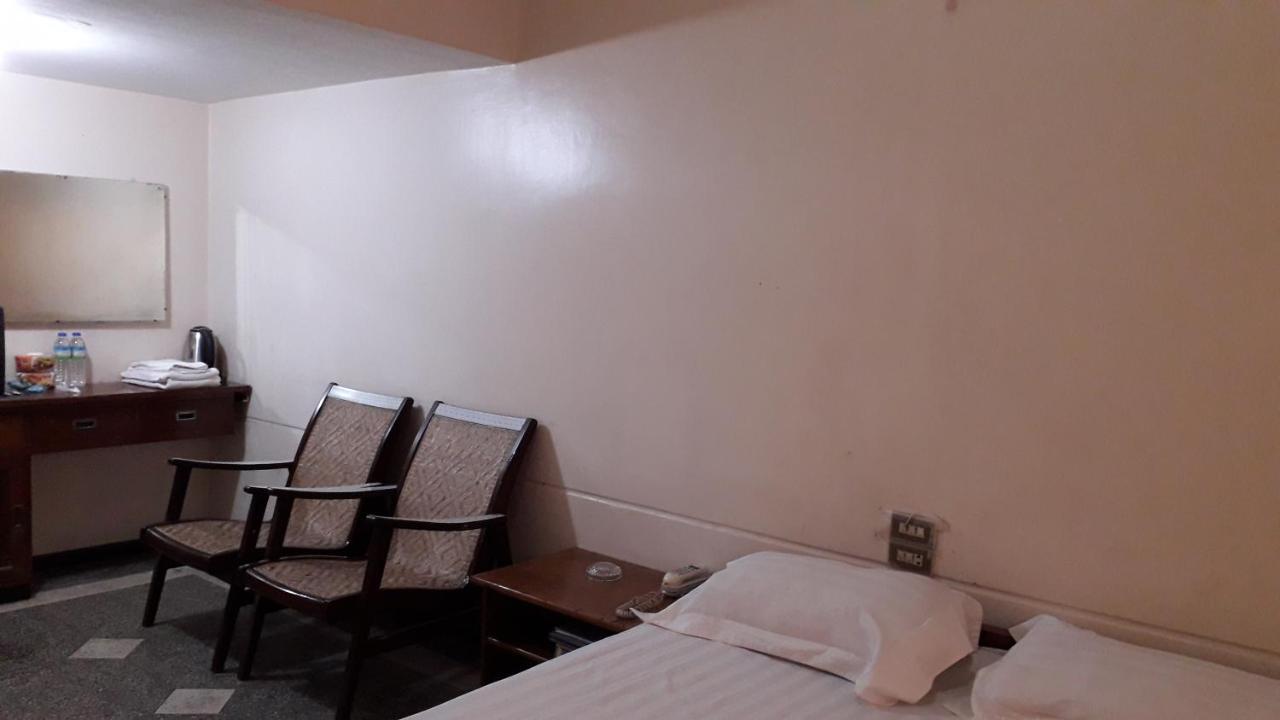 Taim Phyu Hotel Μανταλέι Εξωτερικό φωτογραφία