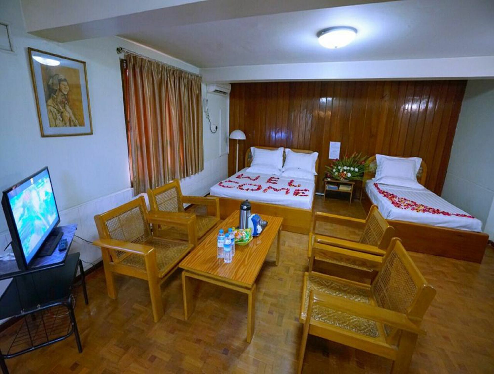 Taim Phyu Hotel Μανταλέι Εξωτερικό φωτογραφία